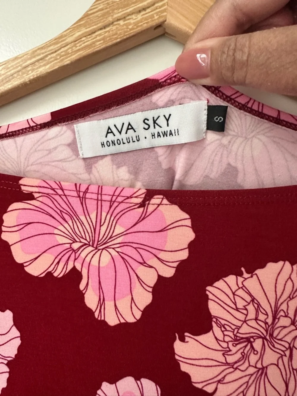 Ava Sky Top Momo Size Small - Picture 3 of 5
